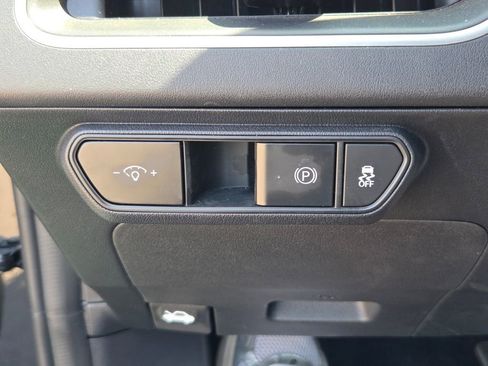Used 2025 Kia K4 FWD image 26