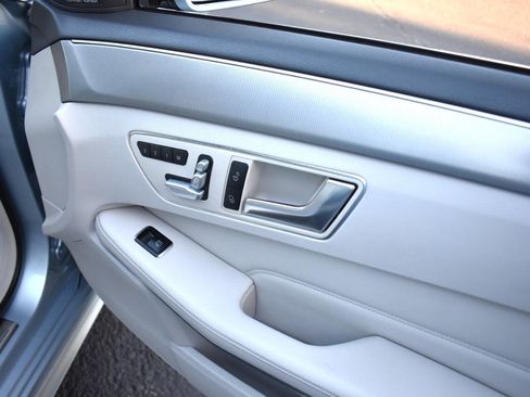 Used 2014 Mercedes-Benz E 350 Sedan image 62