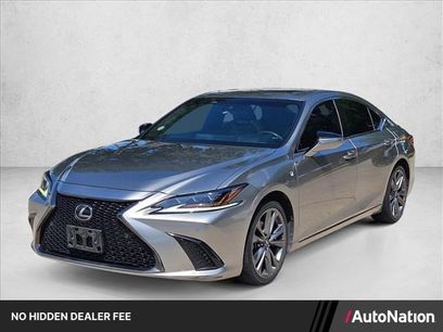 Used 2019 Lexus ES 350 F Sport w/ Accessory Package 2