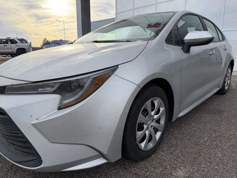 Used 2023 Toyota Corolla LE image 10