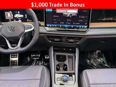 New 2026 Volkswagen Tiguan SEL R-Line AWD/4WD image 12