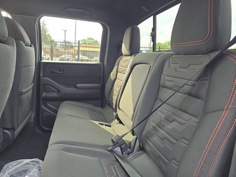 New 2026 Nissan Frontier PRO-4X w/ Tow Package AWD/4WD image 9