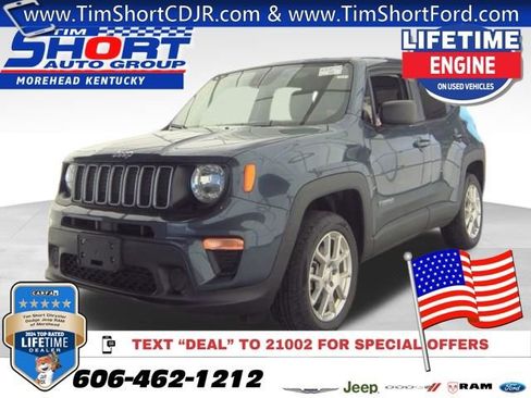Used 2023 Jeep Renegade Latitude AWD/4WD image 1