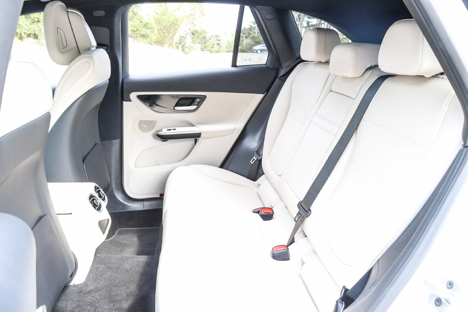 Certified 2026 Mercedes-Benz GLC 300 4MATIC image 19
