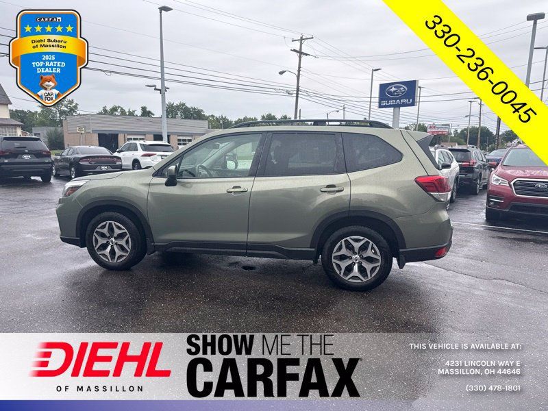 Used 2019 Subaru Forester Premium AWD/4WD image 4