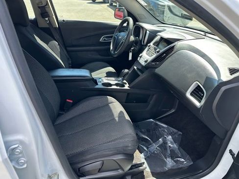 Used 2016 Chevrolet Equinox LS image 12