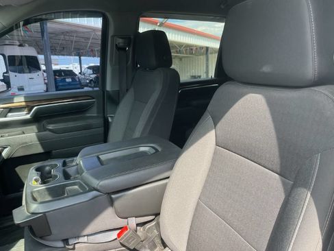 Used 2025 GMC Sierra 3500 SLE w/ Preferred Package AWD/4WD image 25