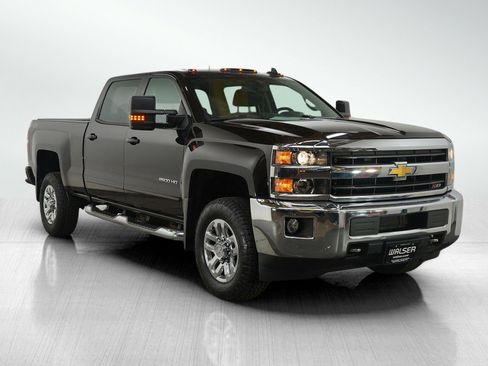 Used 2018 Chevrolet Silverado 2500 LT w/ All Star Edition image 7