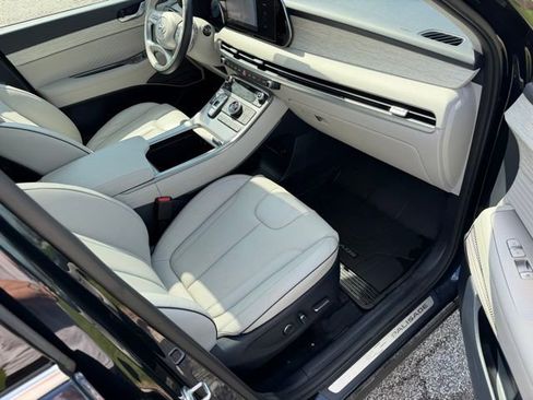 Used 2023 Hyundai Palisade Calligraphy w/ Winter Package AWD/4WD image 44
