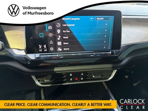 Used 2024 Volkswagen Atlas SE FWD image 19
