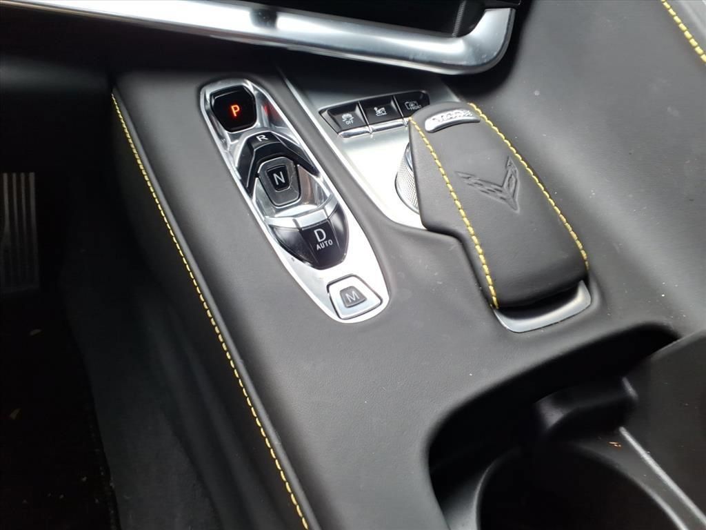 Used 2020 Chevrolet Corvette Stingray Premium Cpe w/ 3LT Preferred Equipment Group RWD image 28