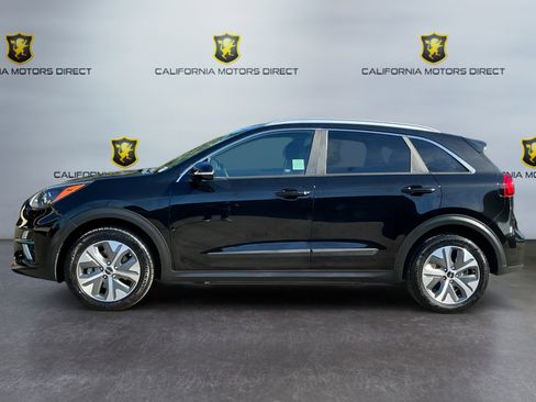 Used 2022 Kia Niro EX Premium image 8