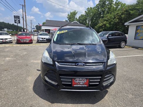 Used 2016 Ford Escape SE w/ SE Leather Comfort Package AWD/4WD image 3