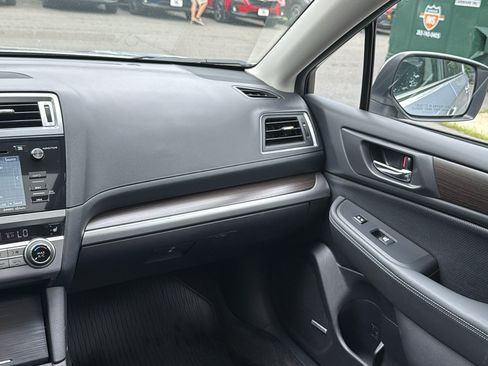 Used 2015 Subaru Legacy 2.5i Limited AWD/4WD image 24