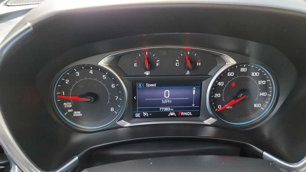 Used 2020 Chevrolet Equinox LT w/ Driver Convenience Package FWD image 19