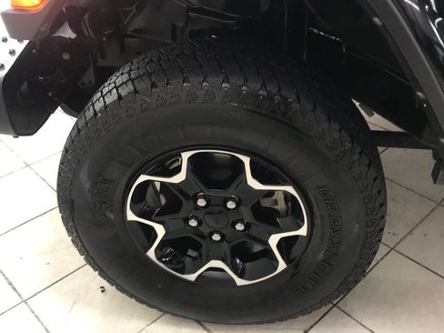 Used 2021 Jeep Wrangler Unlimited Rubicon 4xe w/ Steel Bumper Group AWD/4WD image 8