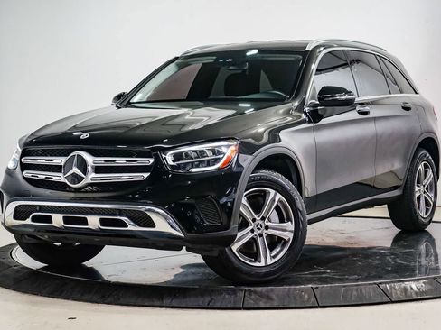 Certified 2022 Mercedes-Benz GLC 300 image 1