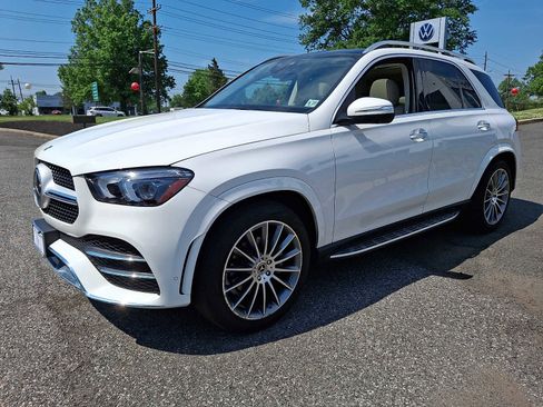Used 2022 Mercedes-Benz GLE 350 4MATIC image 3