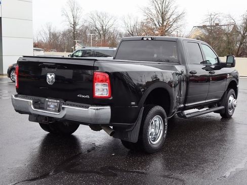 Used 2024 RAM 3500 Tradesman w/ Chrome Appearance Group image 3