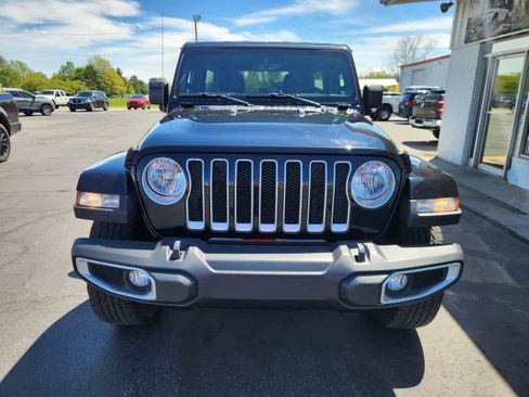 Used 2023 Jeep Wrangler Sahara w/ Cold Weather Group image 8