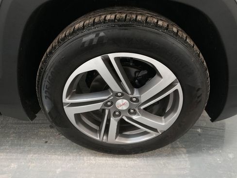 Used 2020 GMC Terrain SLT image 11