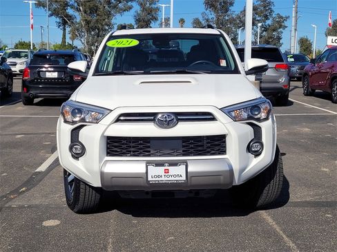 Used 2021 Toyota 4Runner TRD Off-Road Premium image 2