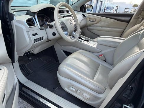 Used 2017 Nissan Murano Platinum w/ Platinum Technology Package AWD/4WD image 9