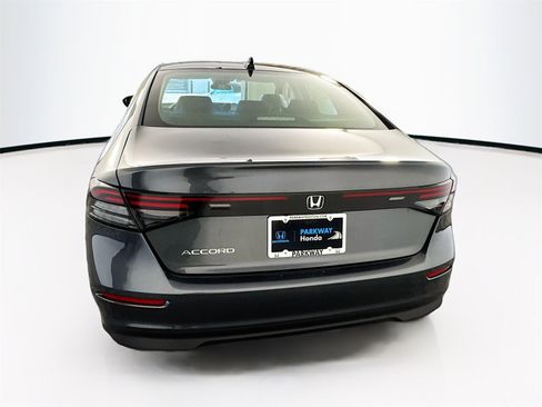 New 2025 Honda Accord SE image 5