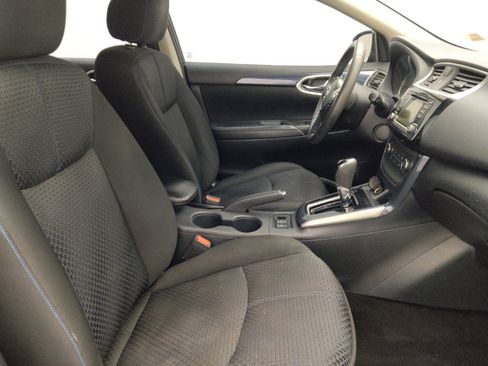 Used 2017 Nissan Sentra SR FWD image 21