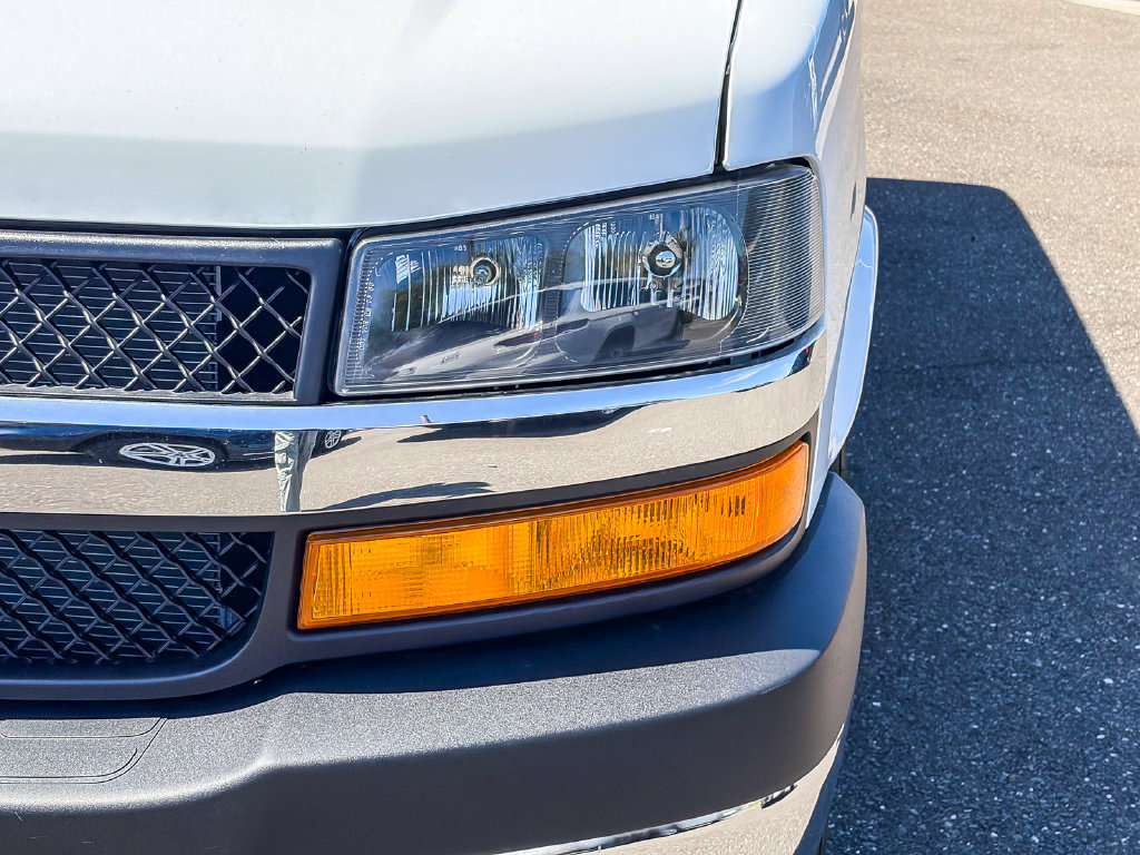 New 2025 Chevrolet Express 3500 w/ Driver Convenience Package RWD image 7
