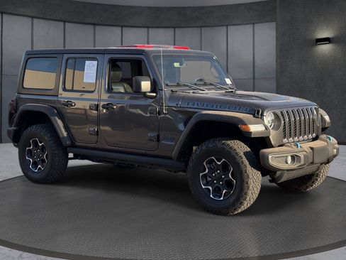 Used 2022 Jeep Wrangler Unlimited Rubicon 4xe AWD/4WD image 8