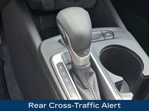 Used 2024 Chevrolet Trax LS w/ LS Convenience Package FWD image 11