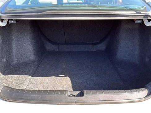 Used 2019 Honda Accord Touring image 17