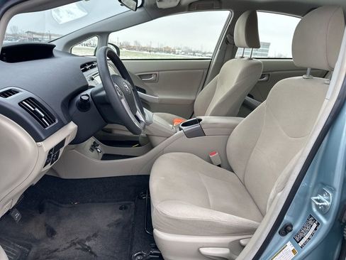 Used 2014 Toyota Prius One image 15