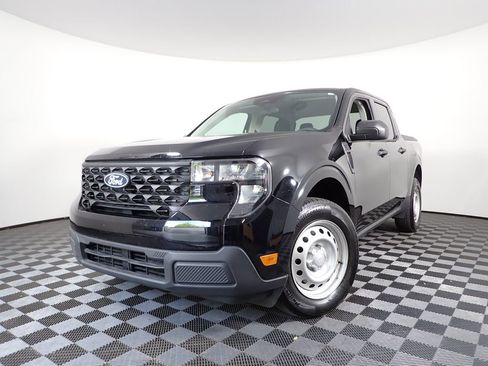 Used 2025 Ford Maverick XL FWD image 2