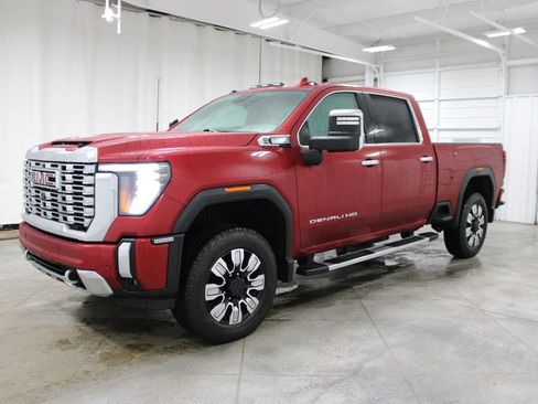 Used 2024 GMC Sierra 2500 Denali w/ Denali Reserve Package image 4