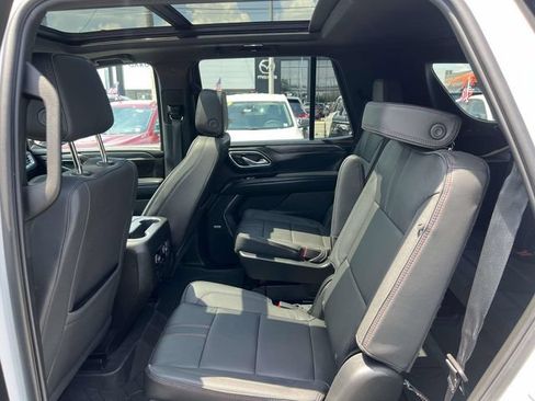 Used 2023 Chevrolet Tahoe RST w/ Luxury Package AWD/4WD image 11