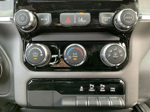 New 2026 RAM 1500 Express image 24