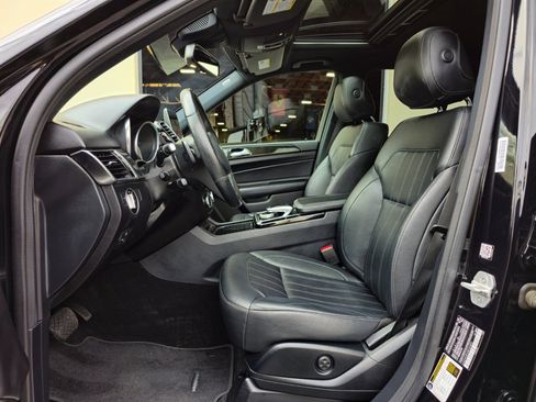 Used 2018 Mercedes-Benz GLE 350 w/ Premium 1 Package image 15