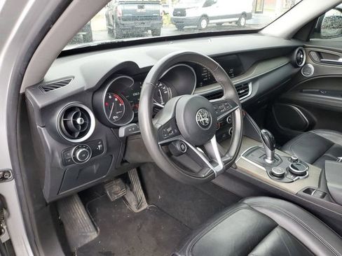 Used 2018 Alfa Romeo Stelvio Ti AWD/4WD image 10