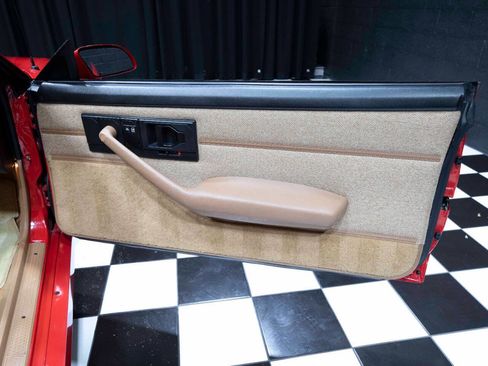 Used 1989 Chevrolet Camaro IROC-Z image 36