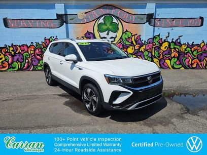 Certified 2023 Volkswagen Taos SE w/ Panoramic Sunroof Package