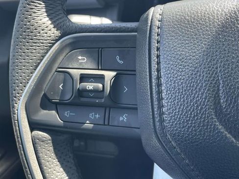 Used 2025 Toyota Tacoma TRD Sport image 21