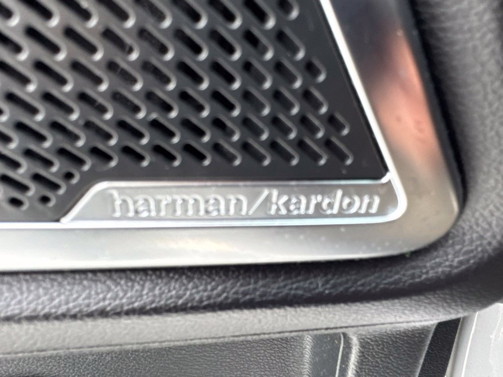 Used 2022 Kia Telluride SX w/ SX Prestige Package AWD/4WD image 9