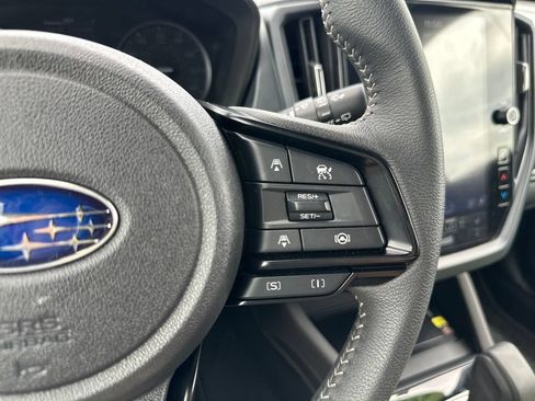 Used 2025 Subaru Forester Premium AWD/4WD image 26