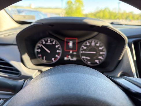 Used 2024 Subaru Crosstrek 2.0i Premium AWD/4WD image 19