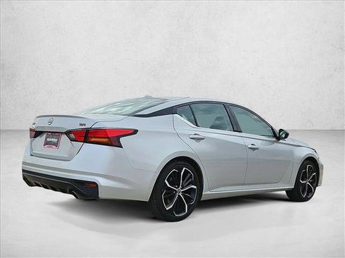 Used 2024 Nissan Altima 2.5 SR image 5