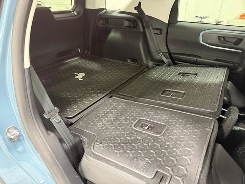 Used 2023 Ford Bronco Sport Badlands image 45