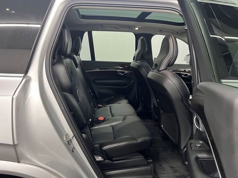 Used 2019 Volvo XC90 T5 Momentum w/ Advanced Package image 27
