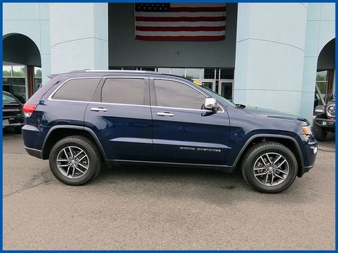 Certified 2018 Jeep Grand Cherokee Limited AWD/4WD image 1